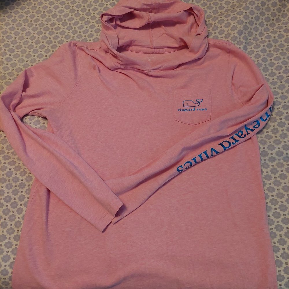Vineyard Vines girls XL long sleeve pink lightweight hoodie